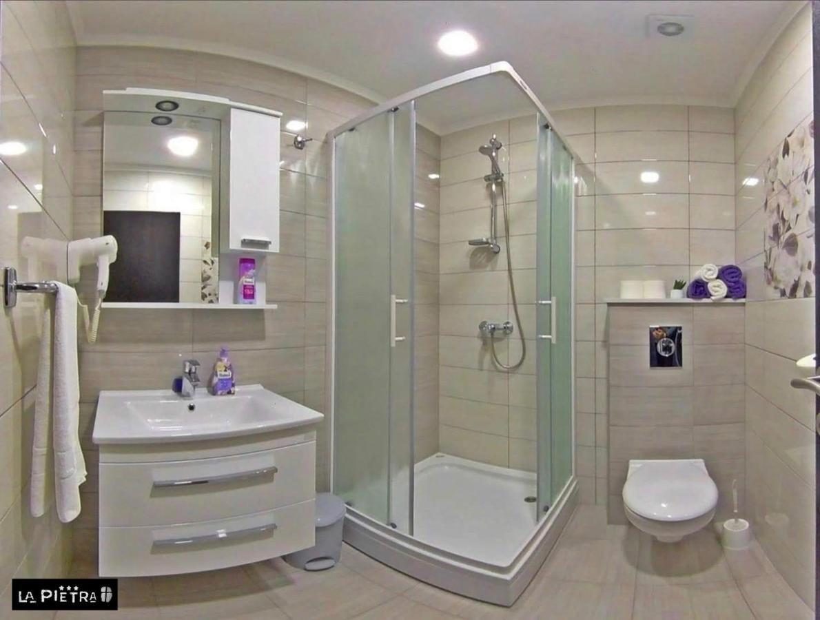 La Pietra Family Hotel เมจูโกเรีย ห้อง รูปภาพ