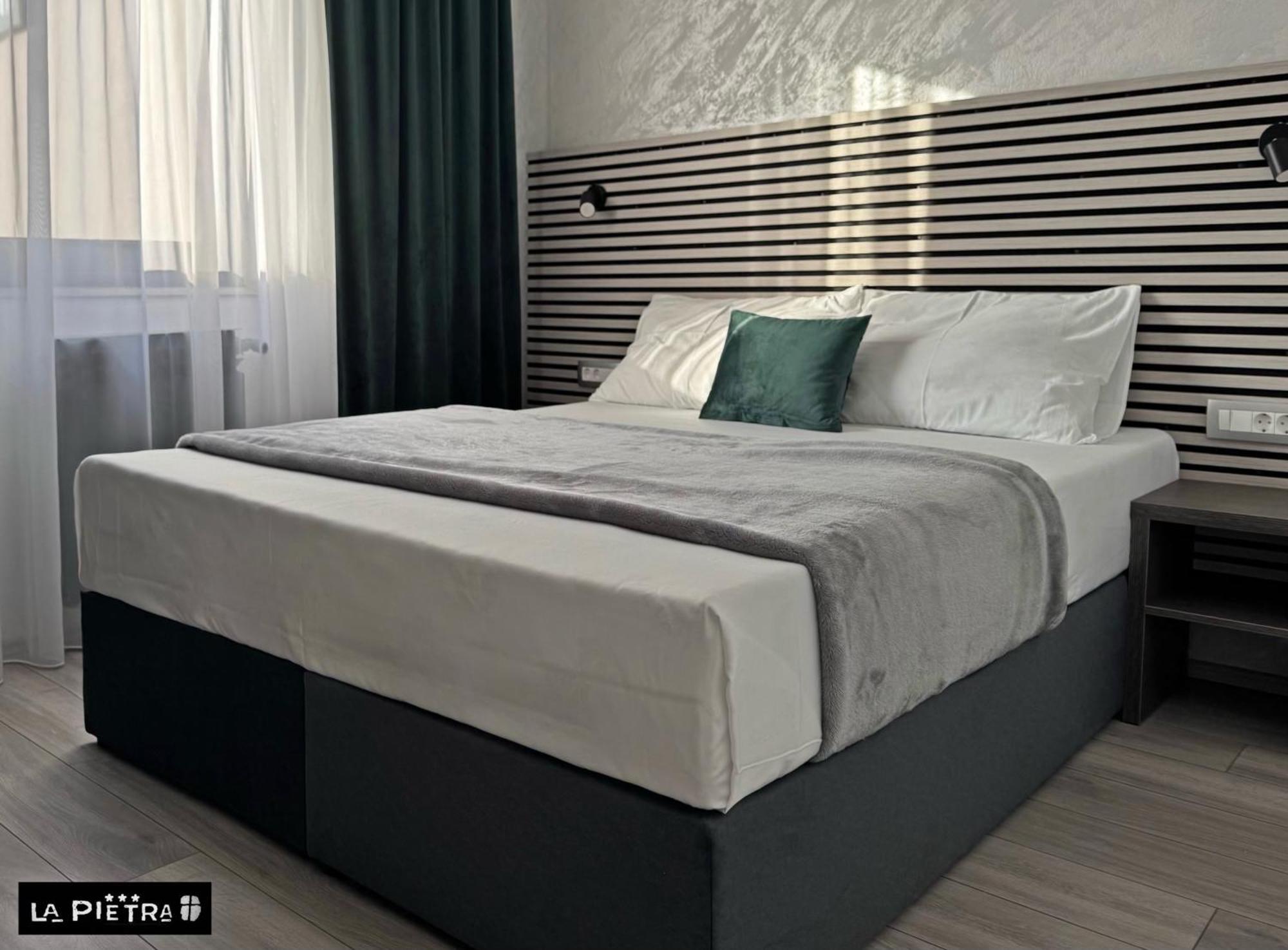 La Pietra Family Hotel เมจูโกเรีย ภายนอก รูปภาพ